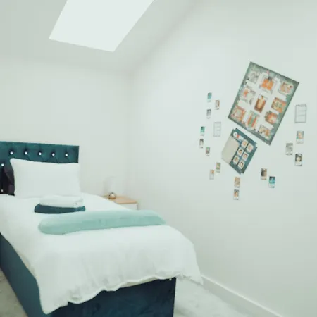 Perfect Leisure And Corporate 2-Bedroom Apartment In Bradford Town Centre Room photo