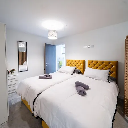 Perfect Leisure And Corporate 2-Bedroom Apartment In Bradford Town Centre Room photo