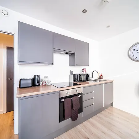 Perfect Leisure And Corporate 2-Bedroom Apartment In Bradford Town Centre Room photo