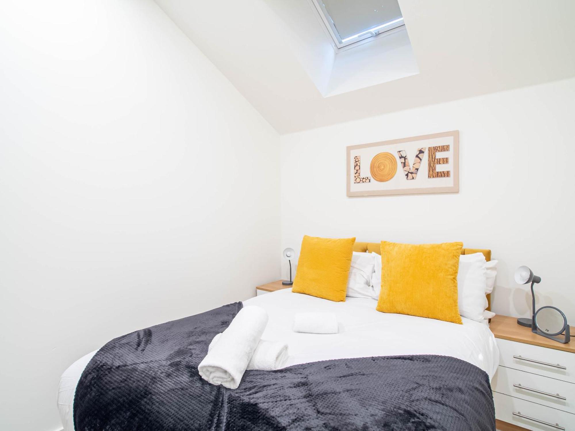 Perfect Leisure And Corporate 2-bedroom In Town Centre * Bradford (West Yorkshire)