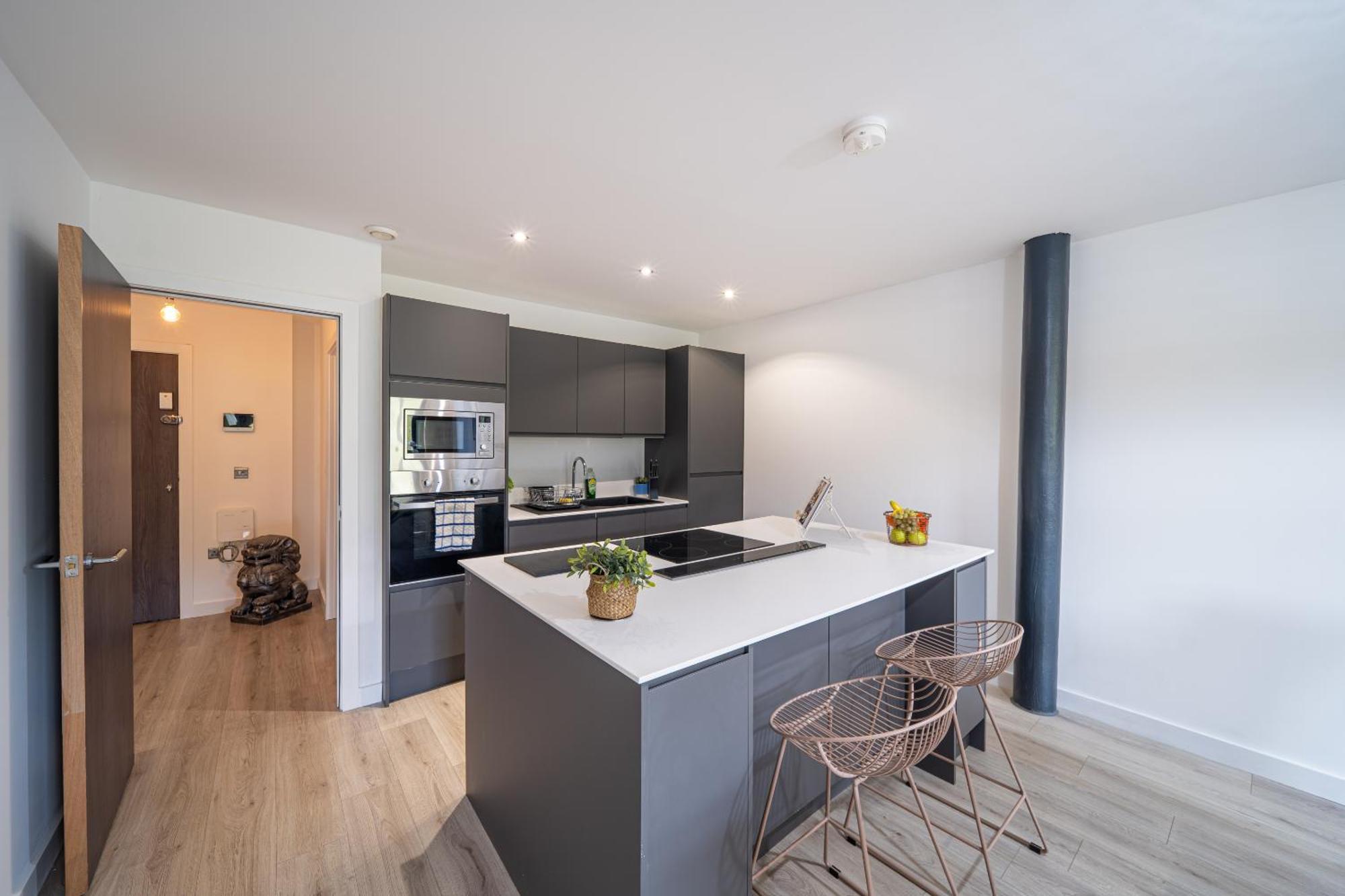Perfect Leisure And Corporate 2-bedroom In Town Centre