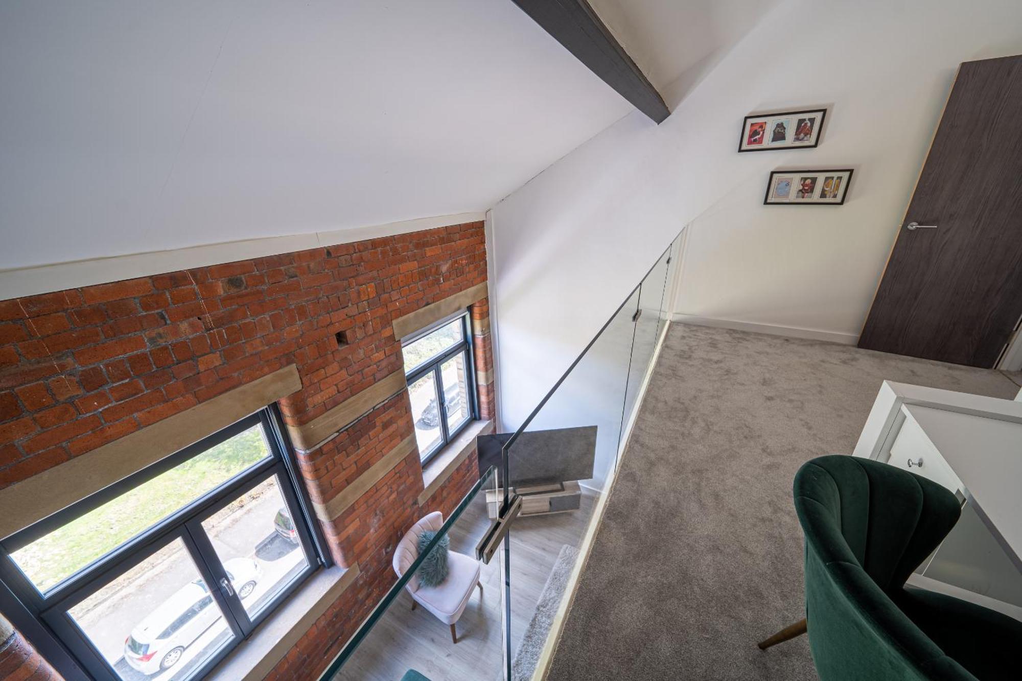 Perfect Leisure And Corporate 2-bedroom In Town Centre * Bradford (West Yorkshire)
