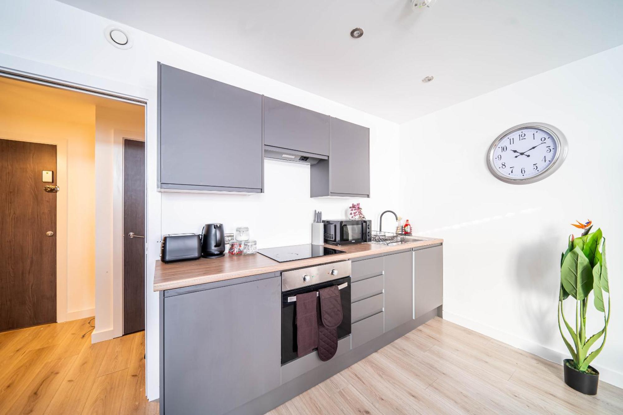Perfect Leisure And Corporate 2-bedroom In Town Centre Appartement